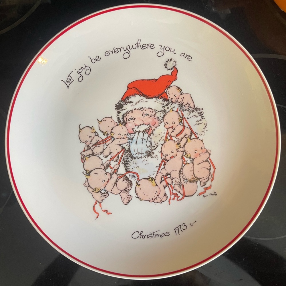 Christmas Kewpies 1973 Decorative Plate